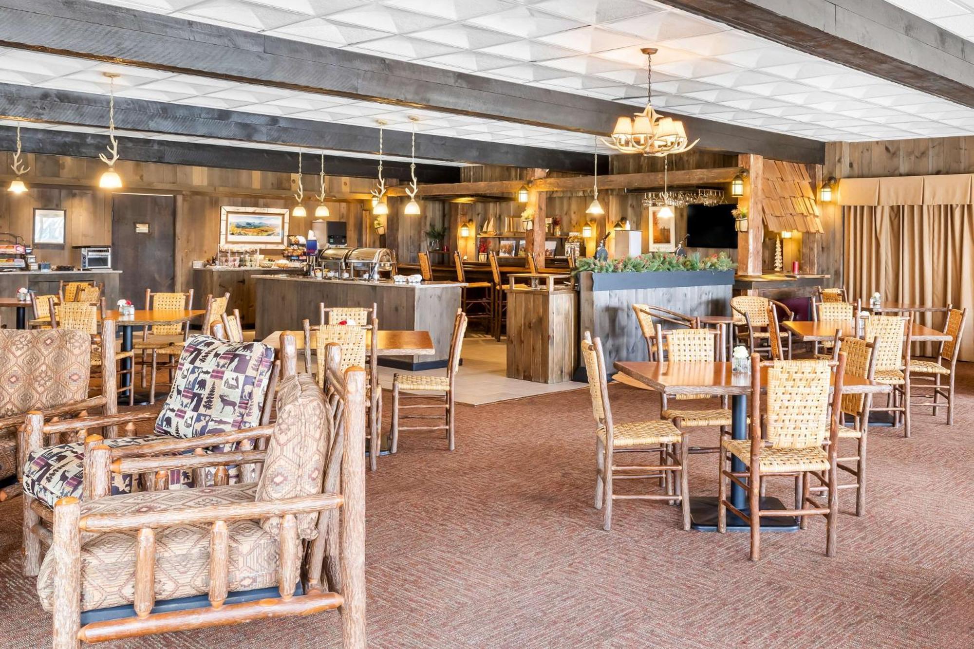 Best Western Adirondack Inn Lake Placid Exterior photo